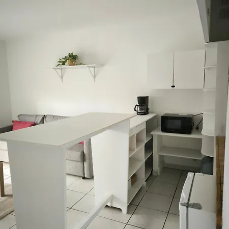 Apartment Grd Rue Saint-michel - - Ci - Cozy Nest St Michel *